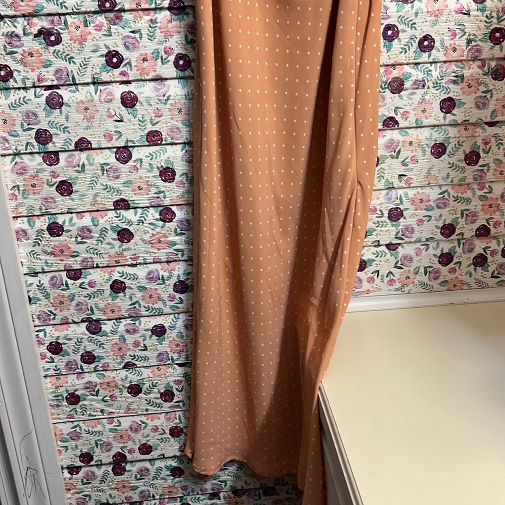 Dress - Picture 2 of 6